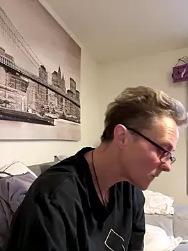 Curvy-Jinx online show from January 12, 2026, 8:41 am