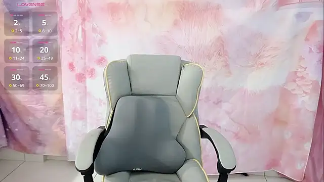 Crush-7ii online show from February 13, 2026, 12:50 am