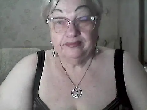 NatalieNorth online show from December 16, 2025, 10:15 pm