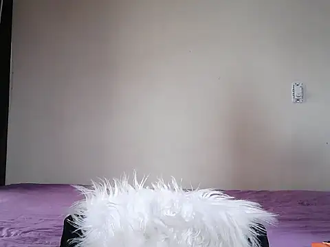 muscle mommyy online show from October 28, 2025, 12:41 pm