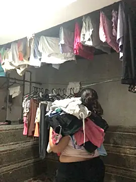 Snapshot of luisahot_9727 chatting on March 19, 2026, 7:23 am luisahot 9727 online show from March 19, 2026, 7:23 am