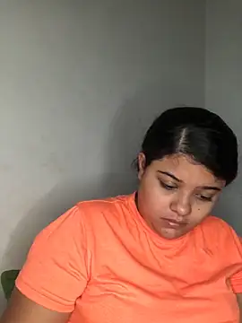 Snapshot of luisahot_9727 chatting on April 12, 2026, 8:08 am luisahot 9727 online show from April 12, 2026, 8:08 am