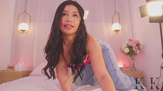 kassia kim online show from April 11, 2026, 7:45 am