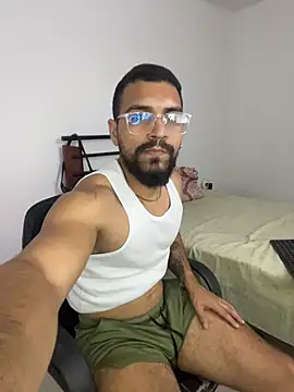 vincentjaxon online show from November 23, 2025, 6:19 pm