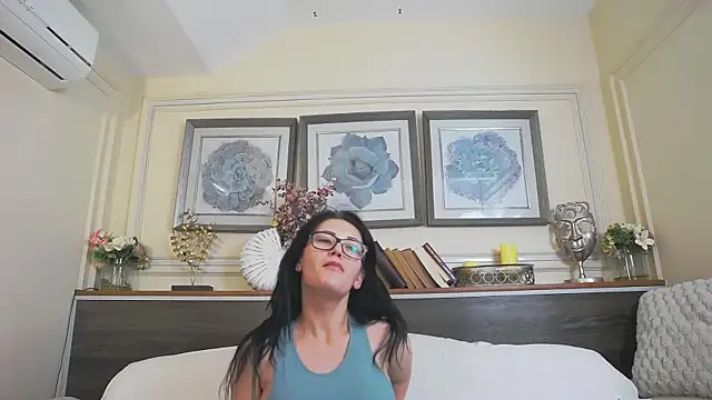 HellenDesire online show from January 26, 2025, 7:10 am