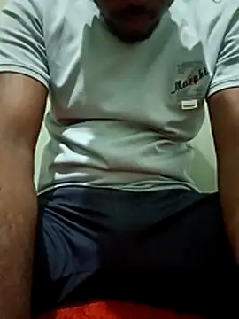 monubigcoock online show from November 18, 2025, 3:05 pm