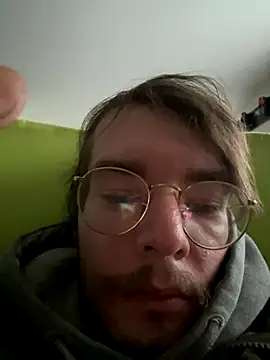 Hungboxer69 online show from October 24, 2025, 12:08 am