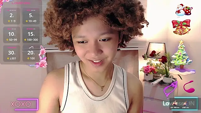 9INCHESHARDCOCK online show from December 1, 2025, 5:23 am