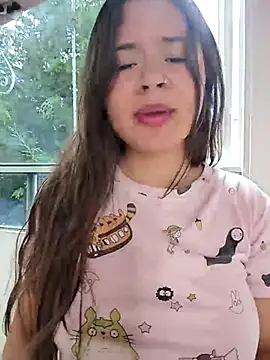 Isa Acosta online show from November 1, 2025, 4:42 pm