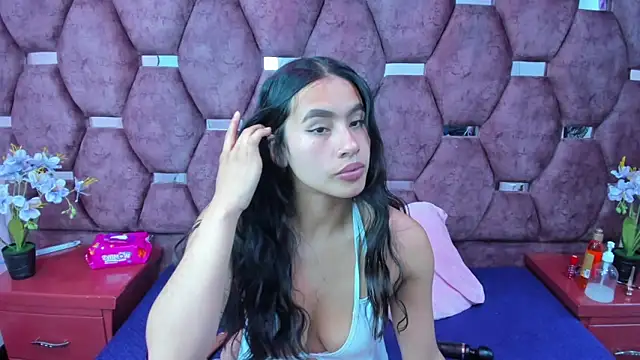 Snapshot of Miaa_Davis_ chatting on November 8, 2025, 3:18 am Miaa Davis online show from November 8, 2025, 3:18 am