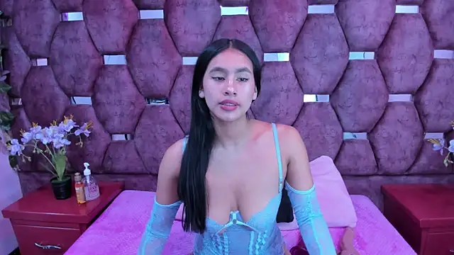 Snapshot of Miaa_Davis_ chatting on November 21, 2025, 3:05 am Miaa Davis online show from November 21, 2025, 3:05 am