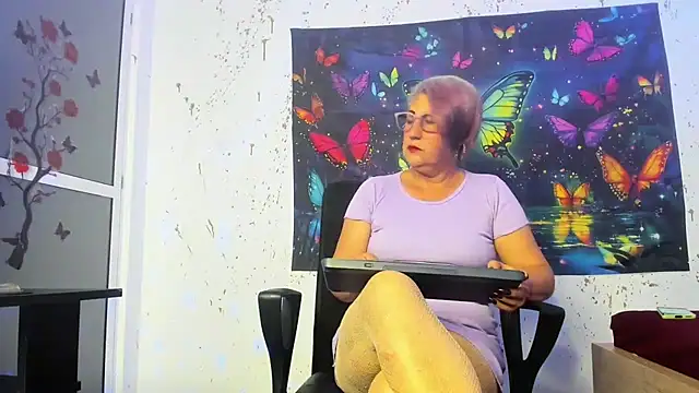 JaddeWalker online show from April 23, 2026, 11:31 am