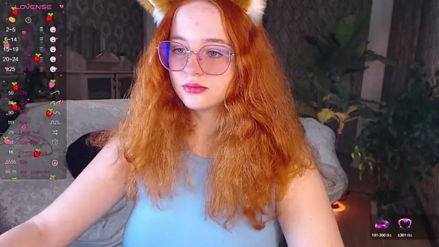LunaSweet18 online show from October 18, 2025, 11:44 am