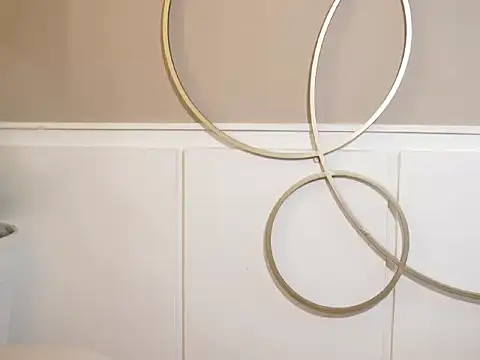 Snapshot of Thiago_Valente chatting on October 31, 2025, 1:45 pm Thiago Valente online show from October 31, 2025, 1:45 pm