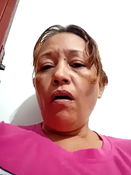 marinita13 online show from March 27, 2026, 3:01 am