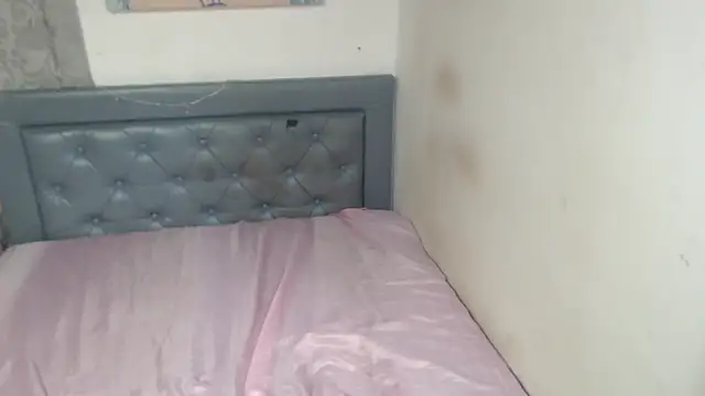 Snapshot of sarah_aguilar chatting on October 23, 2025, 6:17 pm sarah aguilar online show from October 23, 2025, 6:17 pm