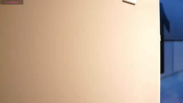 Ariaa Isabell online show from November 7, 2025, 1:00 pm