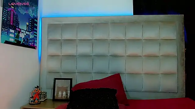 Snapshot of AmazingMistressNathy chatting on April 23, 2026, 9:41 am AmazingMistressNathy online show from April 23, 2026, 9:41 am