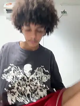 Max Rain online show from October 24, 2025, 10:50 pm