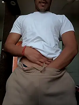 yourcrush0123 online show from February 19, 2026, 3:02 am