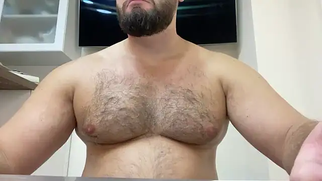 Snapshot of BrianJohnson_ chatting on February 7, 2026, 5:05 pm BrianJohnson online show from February 7, 2026, 5:05 pm