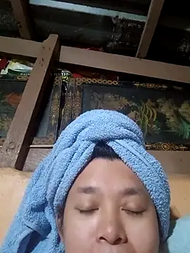 Ts-yoshi online show from January 9, 2026, 8:06 am