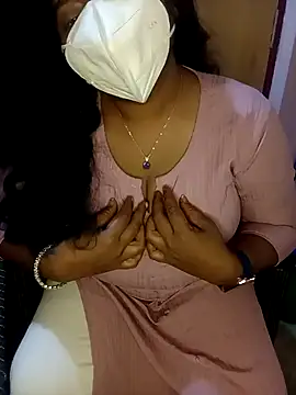 Jessi 25 online show from March 8, 2026, 12:31 pm