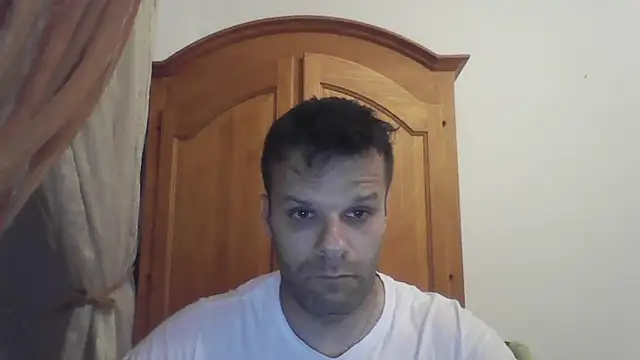 Snapshot of FROCETTO93 chatting on May 10, 2026, 8:03 pm FROCETTO93 online show from May 10, 2026, 8:03 pm