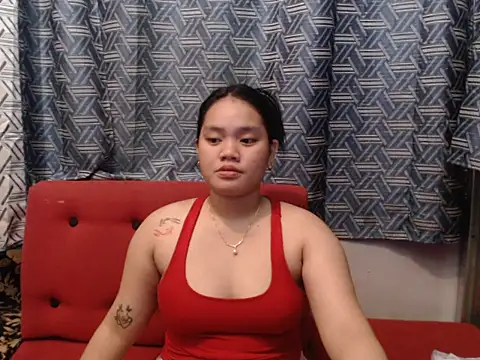 Snapshot of prettykrysgirl chatting on July 9, 2026, 7:56 am prettykrysgirl online show from July 9, 2026, 7:56 am