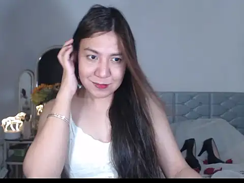 Snapshot of stellahugeX chatting on October 11, 2025, 3:54 pm stellahugeX online show from October 11, 2025, 3:54 pm