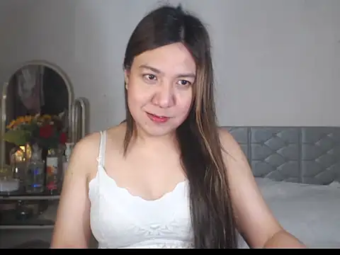 stellahugeX online show from January 9, 2026, 4:54 pm