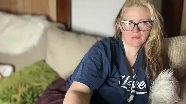 PefectNipz online show from December 19, 2025, 9:49 am