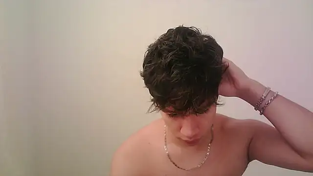 Snapshot of zeus_181 chatting on November 18, 2025, 12:42 pm zeus 181 online show from November 18, 2025, 12:42 pm