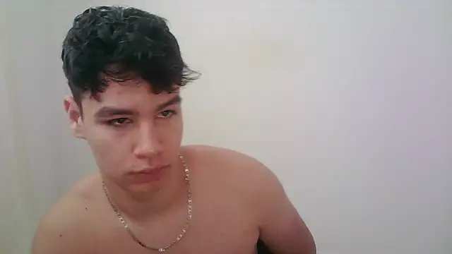 Snapshot of zeus_181 chatting on December 3, 2025, 12:58 pm zeus 181 online show from December 3, 2025, 12:58 pm