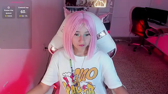 Snapshot of Molly_sweetlove chatting on November 26, 2025, 6:53 pm Molly sweetlove online show from November 26, 2025, 6:53 pm