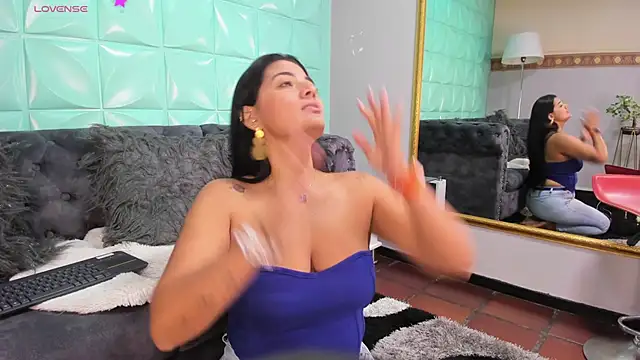 Snapshot of SailonTeen chatting on November 28, 2025, 9:06 pm SailonTeen online show from November 28, 2025, 9:06 pm