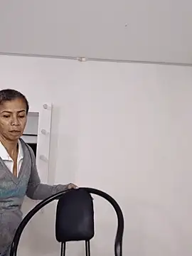 Merybeks online show from November 25, 2025, 10:37 am