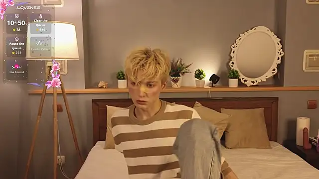 Snapshot of fiachand chatting on September 11, 2025, 10:43 pm fiachand online show from September 11, 2025, 10:43 pm