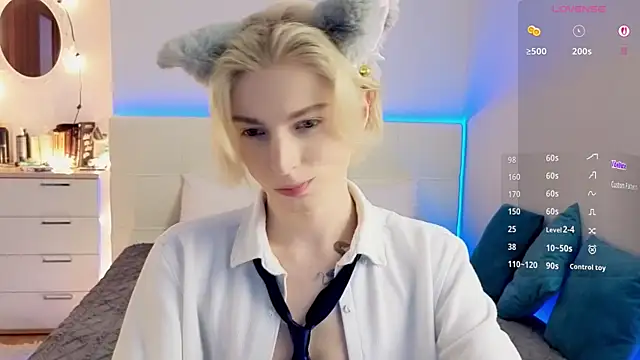 fiachand online show from April 18, 2026, 12:20 pm