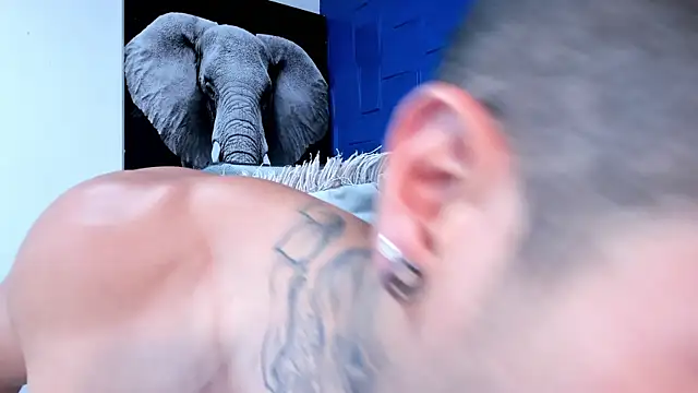 Snapshot of andres-clark92 chatting on November 4, 2025, 6:07 pm andres-clark92 online show from November 4, 2025, 6:07 pm