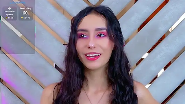 Sarah-Grace online show from November 12, 2025, 2:56 am