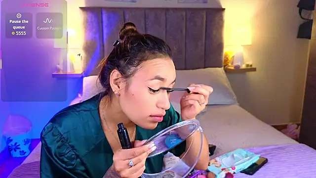 juliana-mancini online show from February 27, 2026, 10:04 am