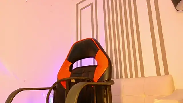 ALANNFERRER online show from December 21, 2025, 11:06 am