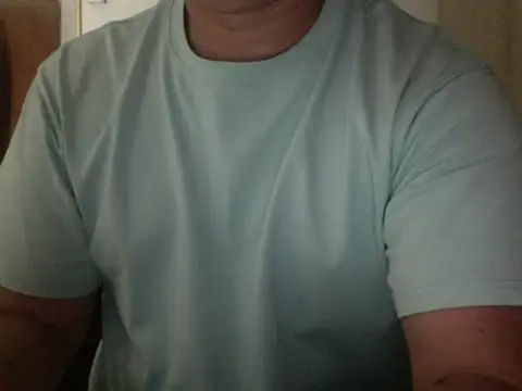 Snapshot of zeusmasterhorny chatting on September 19, 2025, 2:02 am zeusmasterhorny online show from September 19, 2025, 2:02 am