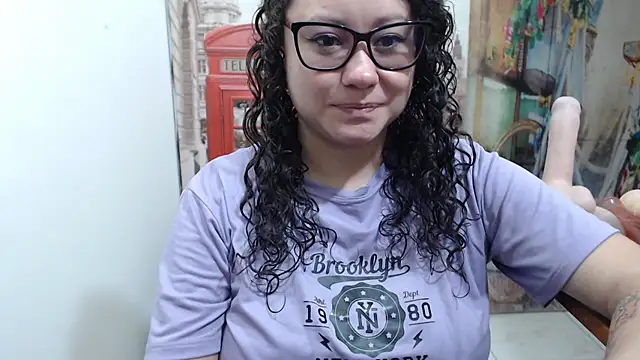 Snapshot of greeneyes_nurse chatting on October 21, 2025, 7:14 pm greeneyes nurse online show from October 21, 2025, 7:14 pm