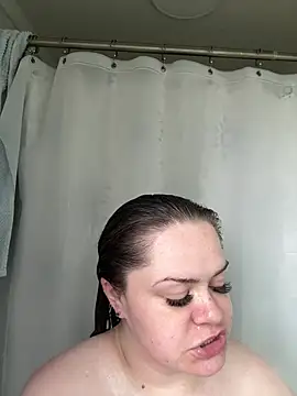 mommyxxmilkerxx online show from April 20, 2026, 7:04 pm