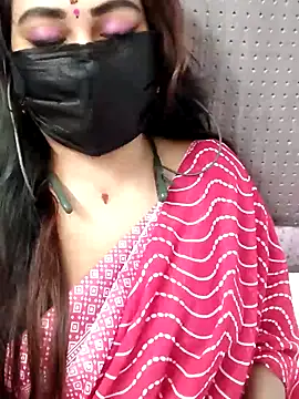 Cutie nila26 online show from October 10, 2025, 5:50 am