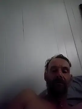 Snapshot of Hungwell1515 chatting on July 3, 2026, 12:11 pm Hungwell1515 online show from July 3, 2026, 12:11 pm