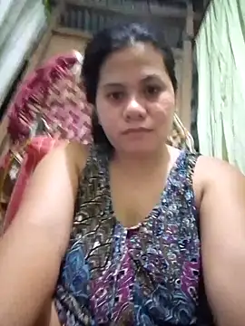 Snapshot of phoenix_1994 chatting on December 3, 2025, 9:13 pm phoenix 1994 online show from December 3, 2025, 9:13 pm