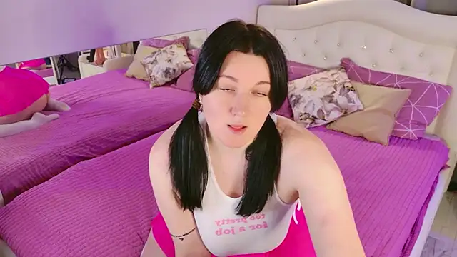 love me  tonight  online show from November 4, 2025, 10:20 pm